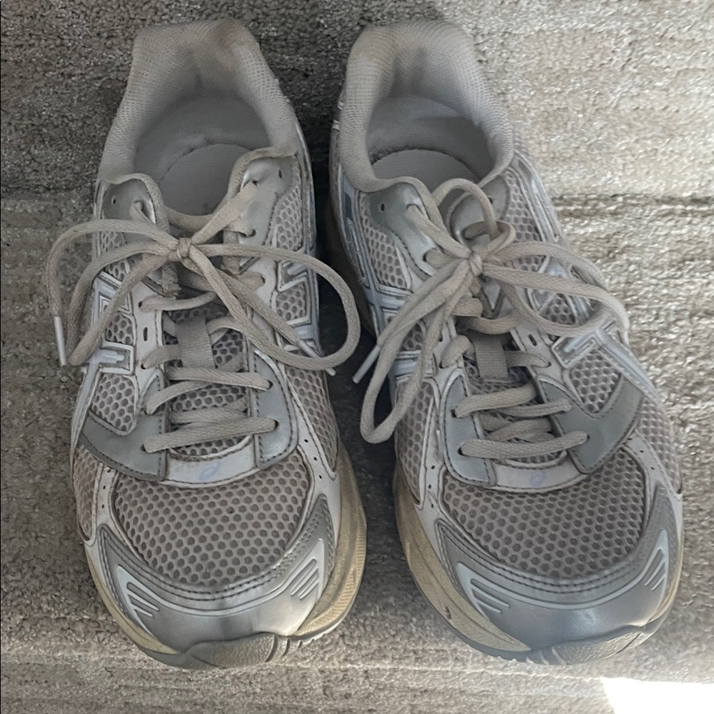 Size 11 womens asics